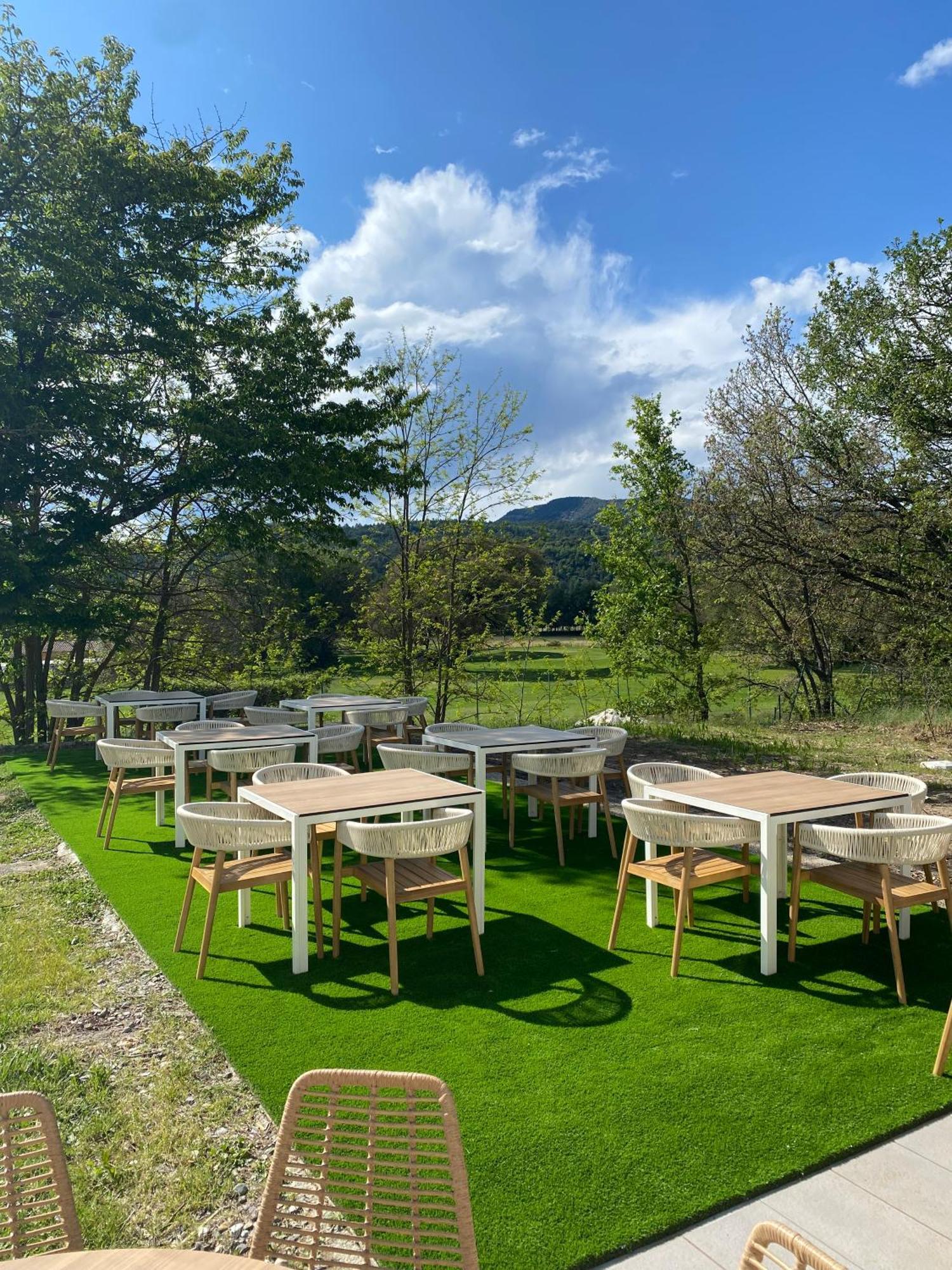 Golf Resort De Digne-Les-Bains By Adonis מראה חיצוני תמונה